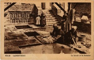 CPA Landivisiau - Le Lavoir et la Fontaine (1033259)
