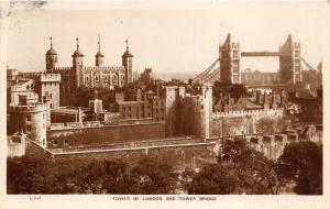 BR58604 tower of london and tower bridge   london uk