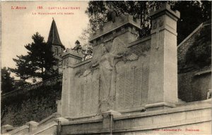 CPA CASTELNAUDARY Le Monument aux Morts (618118)