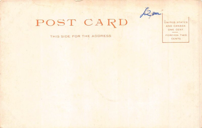 A672 US Massachusetts Pittsfield Maplewood Hotel postcard