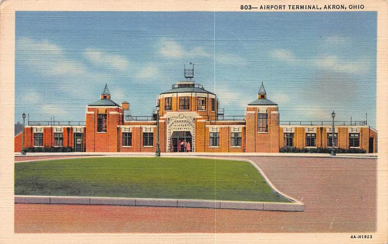 Airport terminal, Akron, Ohio, Early linen Postcard, Used in 1943