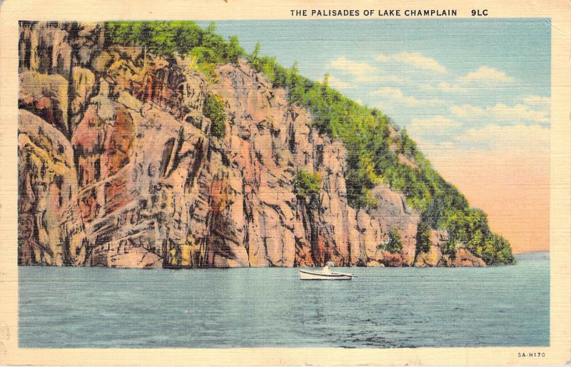 1943 The Palisades of Lake Champlain Vermont VT 9LC Curteich Linen Postcard