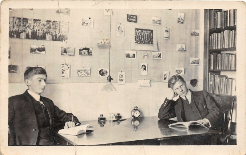 F99/ Decorah Iowa RPPC Postcard c1910 Luther College Dormitory Interior