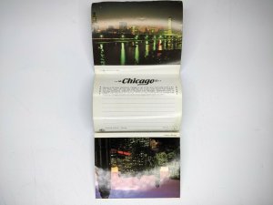 c1970s Chicago Deluxe View Folder Postcard 13 Photos Downtown Cars Skyline 5O