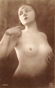 Reproduction Nude Nude View Images