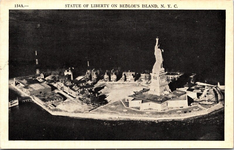 Statue Liberty Bedloes Island New York City NYC NY Postcard UNP Unused MP VTG 