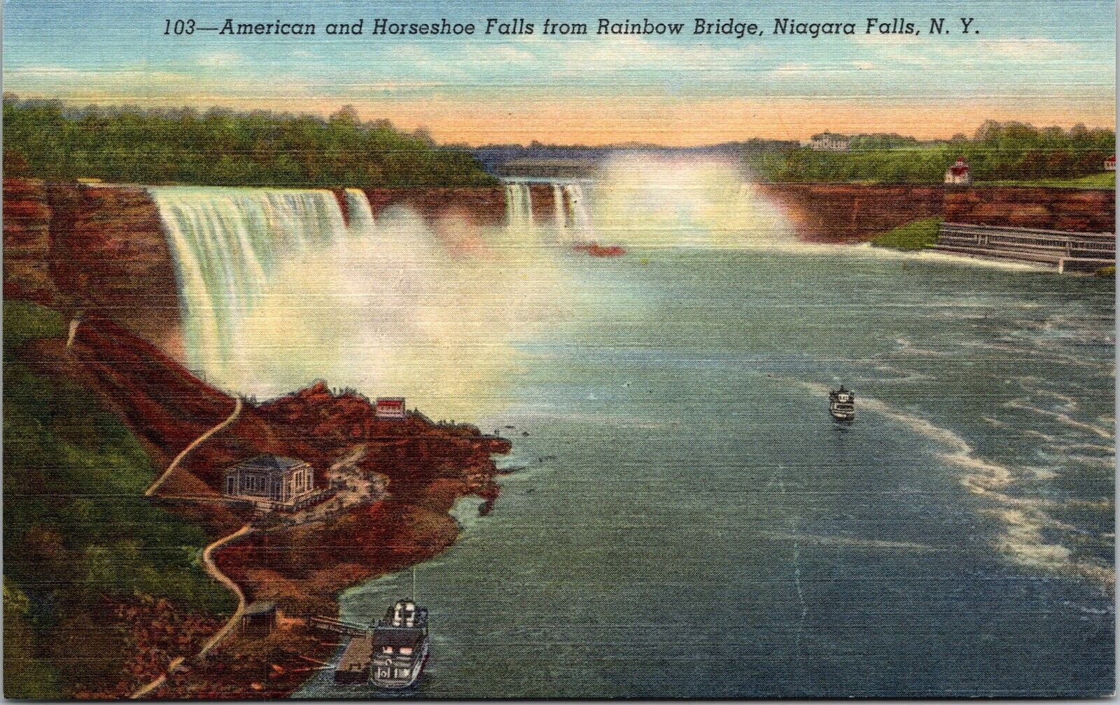 Beautiful American Horseshoe Waterfalls Rainbow Bridge Maid Mist Boat