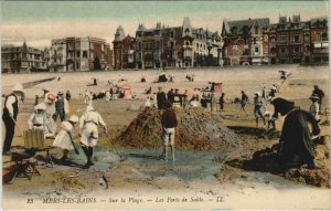 CPA MERS-les-BAINS Sur la Plage Forts de Sable (18106)