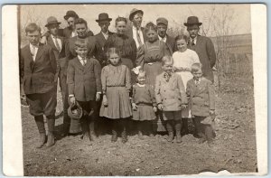 c1910s Women Men Kids Group RPPC Photo Dress Classy Fashion Farm Smoke Pipe A78