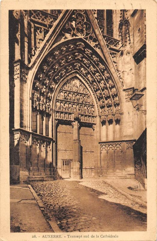 BF7947 auxerre trasept sud de la cathedrale france       France