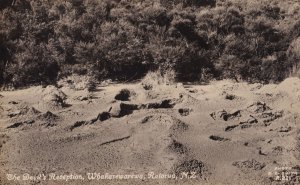 The Devils Pool Whakarewarewa Rotorua New Zealand RPC Old Postcard