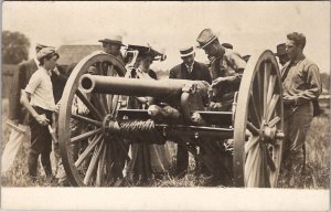 RPPC Soldiers Demonstrate Canon to Visitors Victorian Women Boy Men Postcard A29