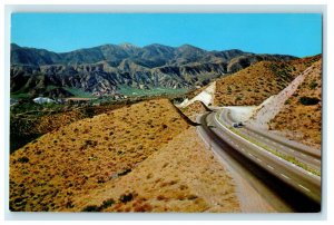 EL Cajon Pass Highway Gateway To Southern California CA Divided Back Postcard 