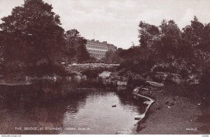 DUBLIN, Ireland, 1900-1910s; The Bridge, St. Stephens Green