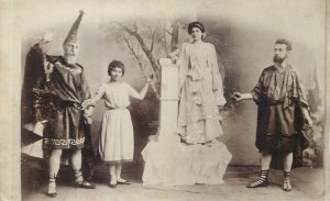 B582 Antique photograph postcard Greek or Roman antiquity costumed people 1900s