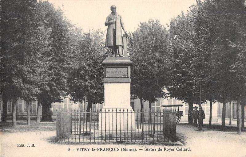 BF5924 vitry le francois statue de royer collard france      France