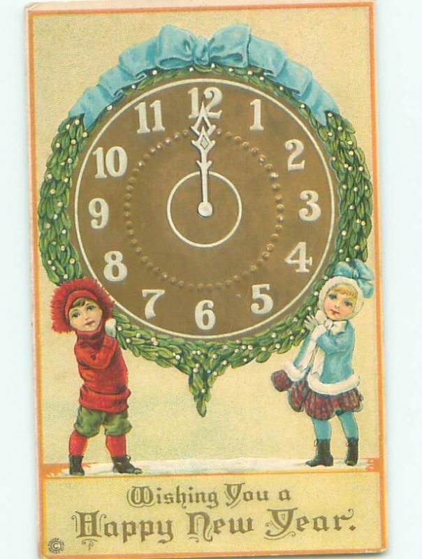 Pre-Linen New Year KIDS HOLDING GIANT CLOCK AB2626