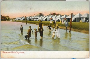 45365 vintage postcard - VENICE: Lido - Huts-