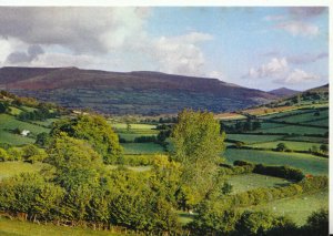 Wales Postcard - The Black Mountains - Bwich - Breconshire - Ref 20625A