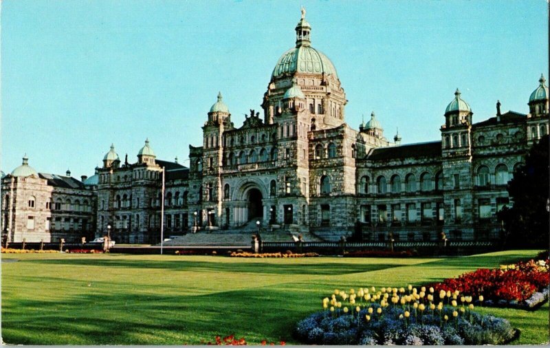 Parliament Buildings Victoria BC British Columbia WOB c1965 1c Canada Stamp PM 