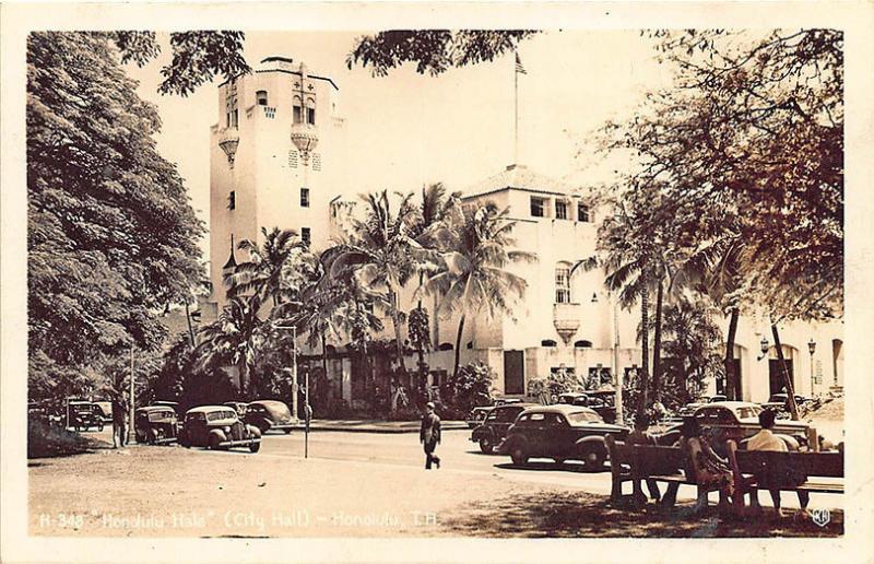 Honolulu HI Street View City Hall Old Cars RPPC Postcard