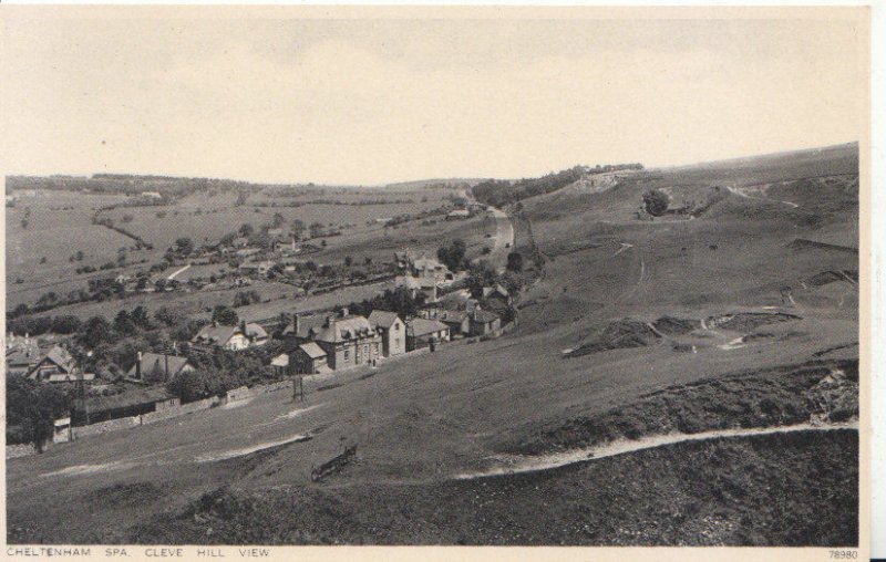 Gloucestershire Postcard - Cheltenham Spa - Cleve Hill View - Ref 5569A