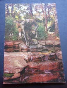 VINTAGE UNUSED POSTCARD - MENOTOMY INDIAN STATUE, ARLINGTON, MASSACHUSETTS