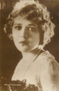 Lost starlets beauty actress Mary Pickford postcard