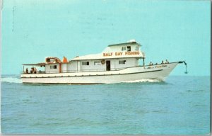 Florida Fisherman, Fishing Boat Tours Johns Pass Madiera Beach FL Postcard P38