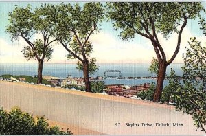 Postcard CITY SKYLINE SCENE Duluth Minnesota MN AJ4806