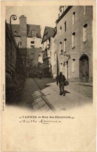 CPA VANNES - Rue des Chanoines (985420)