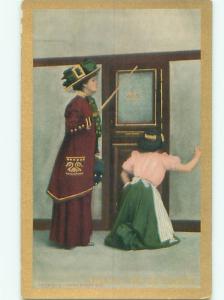 Divided-Back PRETTY WOMAN Risque Interest Postcard AA8607
