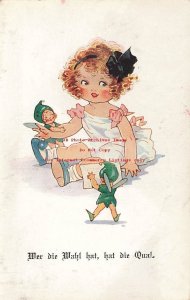 Young Girl with Two Little Fairies, Wer die Wahl hat, hat die Qual, A.R. & Co