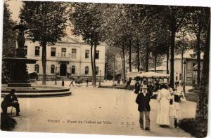 CPA VICHY Place de l'Hotel de Ville (266753)