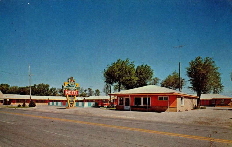 Kansas Dodge City The Thunderbird Motel