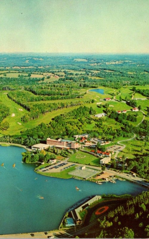 New York Swan Lake Stevensville Country Club