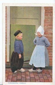 Netherlands Postcard - Holland - Volendammer Kinderen - Childrens Costume  MB748
