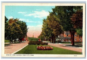 c1950 View Of Iowa Avenue Two Way Road Landscape Buildings Iowa City IA Postcard