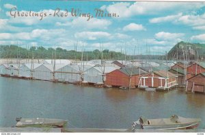 RED WING , Minnesota , 50-60s ; Floating Boat Booms , Mississippi River