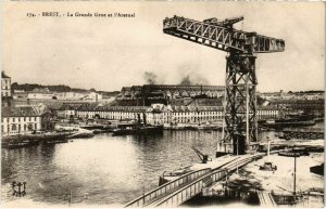 CPA Brest- La Grande Grue et l'Arsenal FRANCE (1025598)