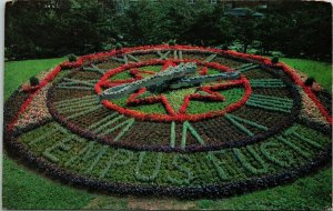 Floral Clock Westmount Park Montreal Quebec Canada VTG Postcard UNP Unused 