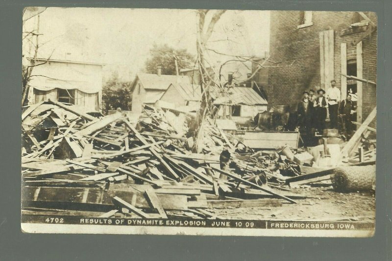 Fredericksburg IOWA RP 1909 EXPLOSION Disaster DYNAMITE nr New Hampton Lawler