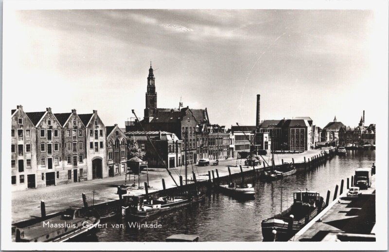 Netherlands Maassluis Govert van Wijnkade Vintage RPPC 04.14