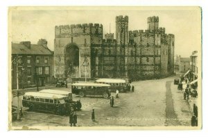 Postcard The Castle And Square, Caernarvon VPC02.
