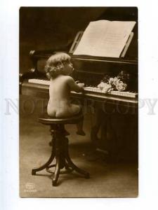 3127356 KID Child PIANIST Piano Vintage PHOTO Amag PC