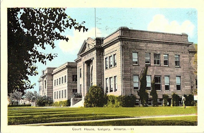 Court House Calgary Alberta Canada Postcard Standard View Card  