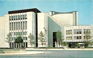 Toronto, Ontario Canada  COURT HOUSE & LAW LIBRARY  1973 Vintage Chrome Postcard