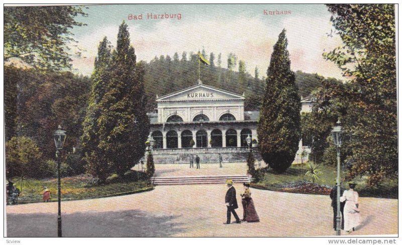 Kurhaus, Couples Walking, Bad Harzburg (Lower Saxony), Germany, 1900-1910s