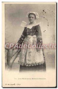 Postcard Old Lady in Lanriec around Concarneau
