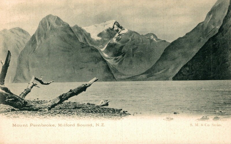 New Zealand Mount Pernbroke Milford Sound Vintage Postcard 08.55